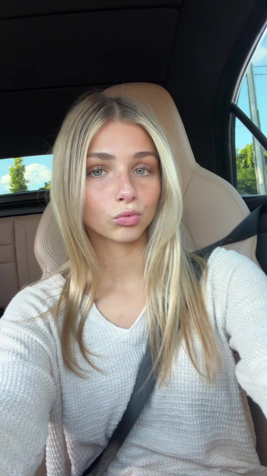 @mj