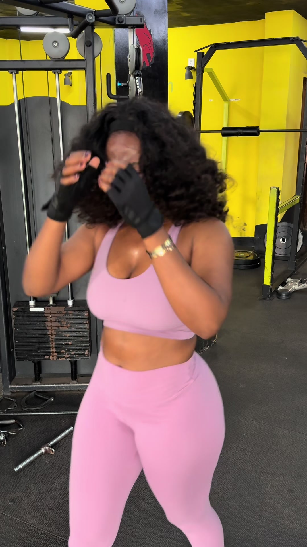 @Janyfitness🇬🇳
