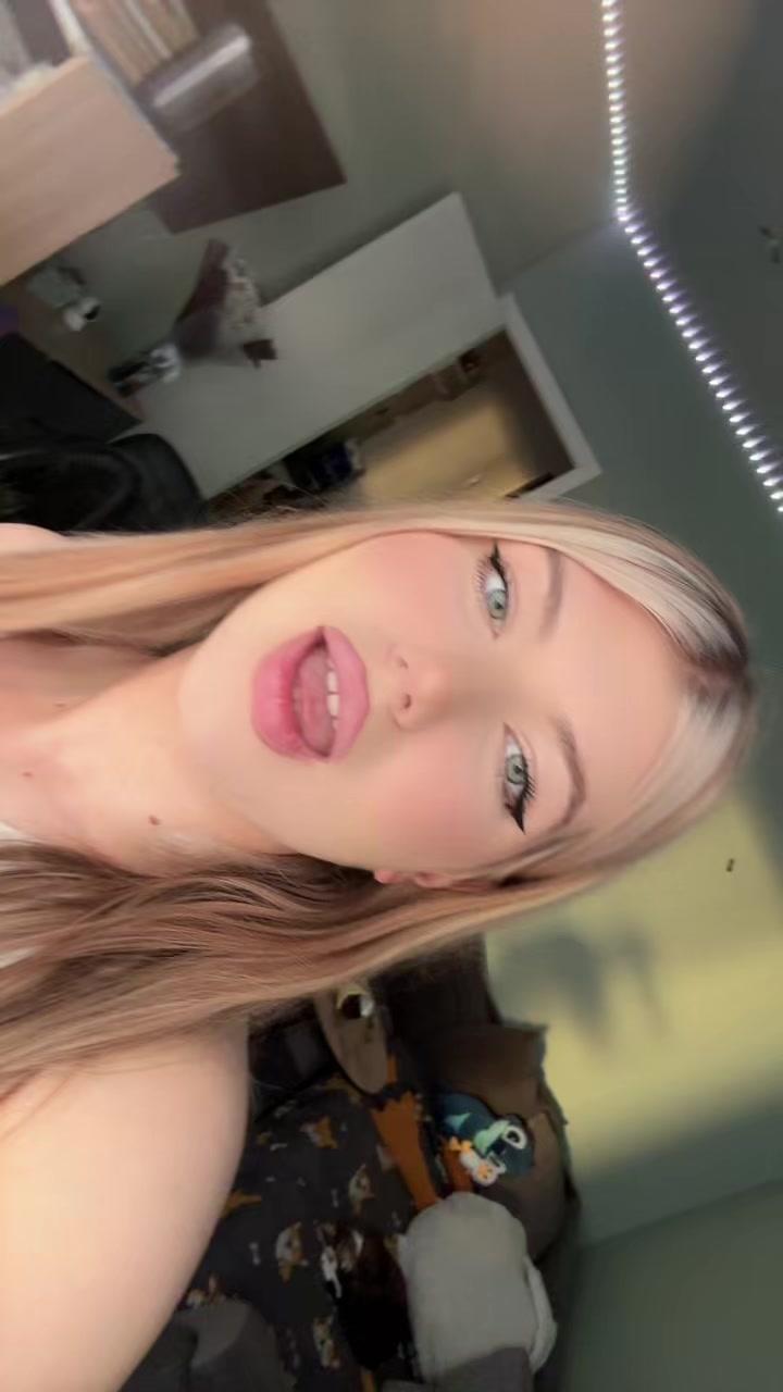 @🦋🤍