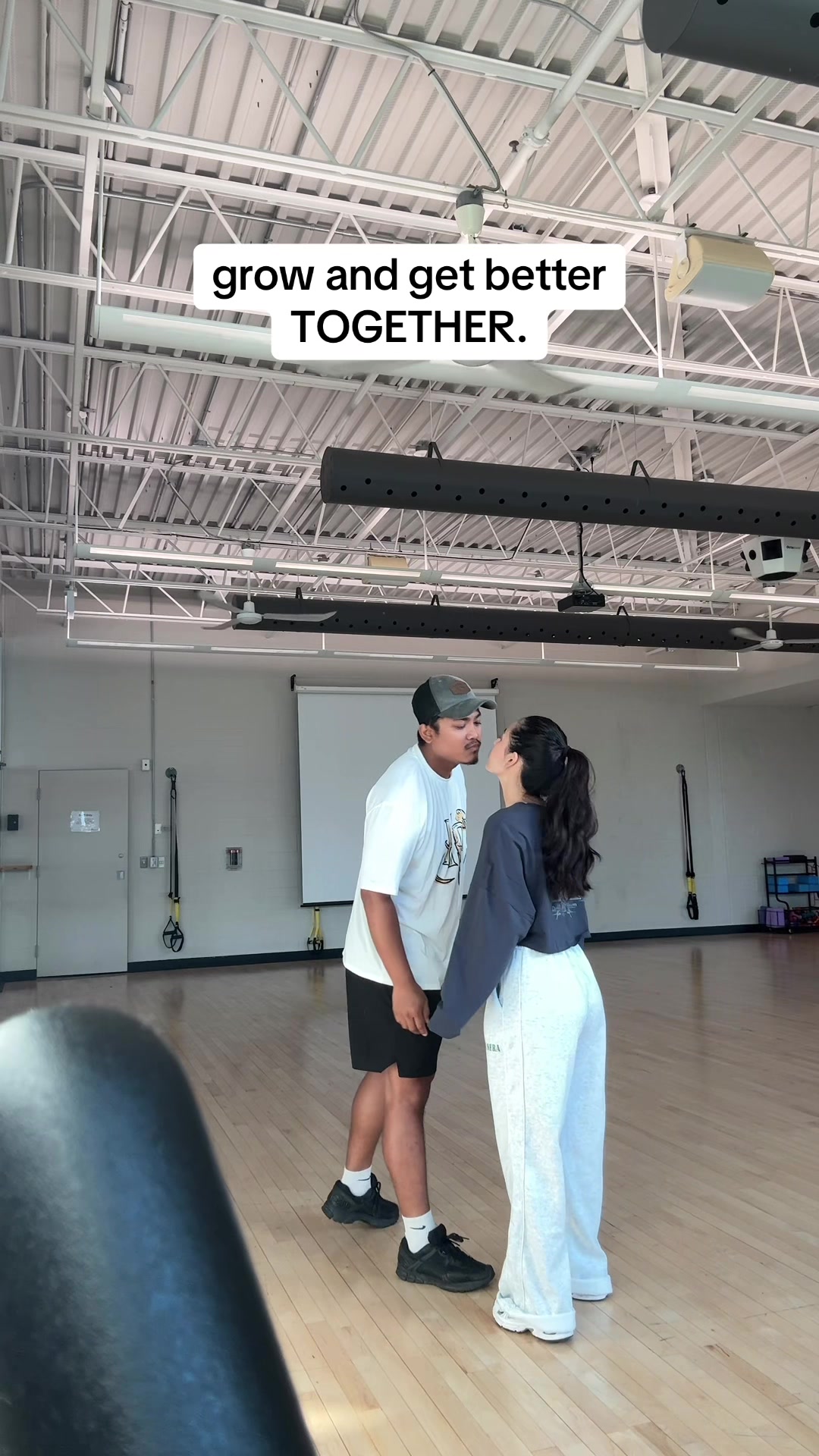 @Rahul🤝Christina🇳🇵
