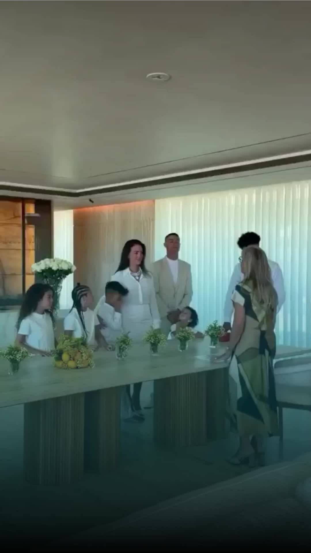 @Entre líneas