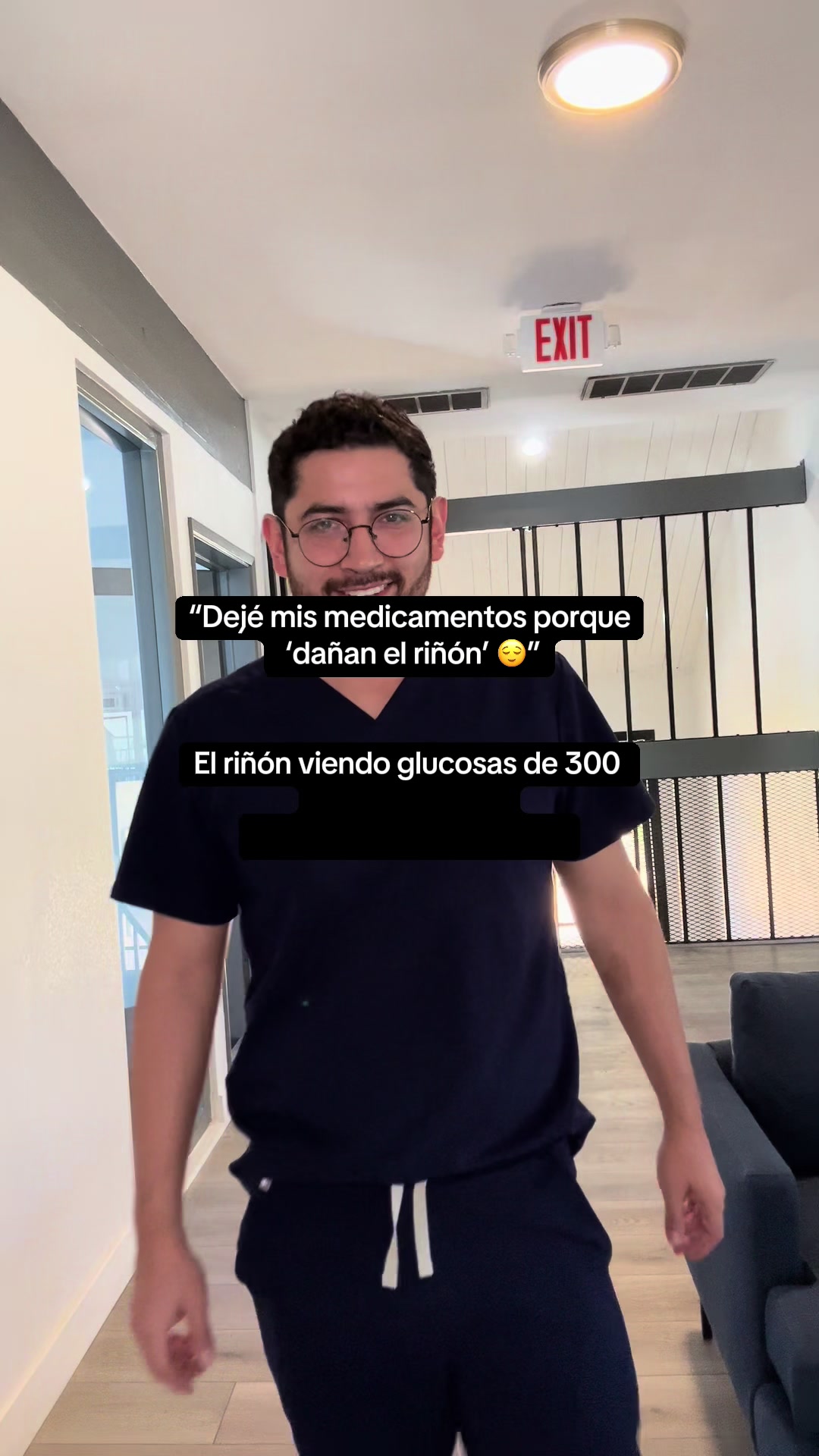 @Latino MD / Dr. Javier Munoz