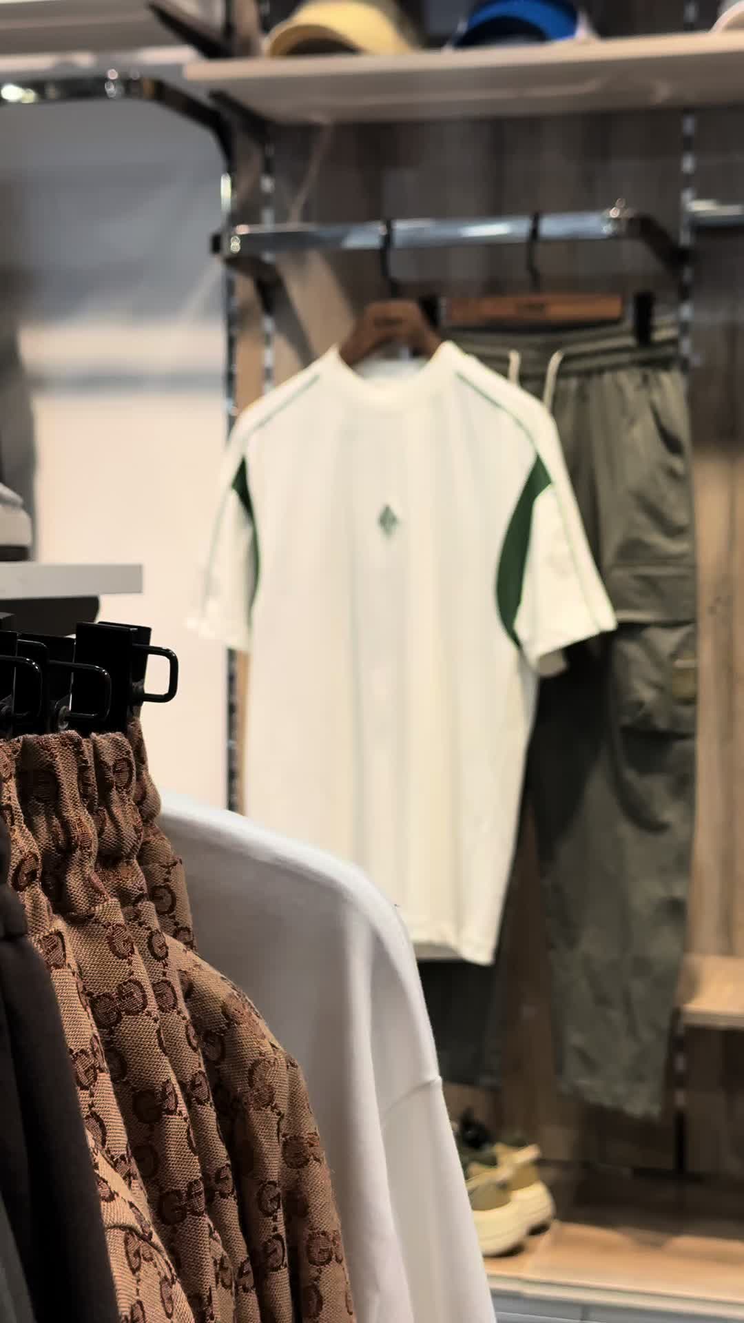 @UNO أونو للملابس الرجاليه