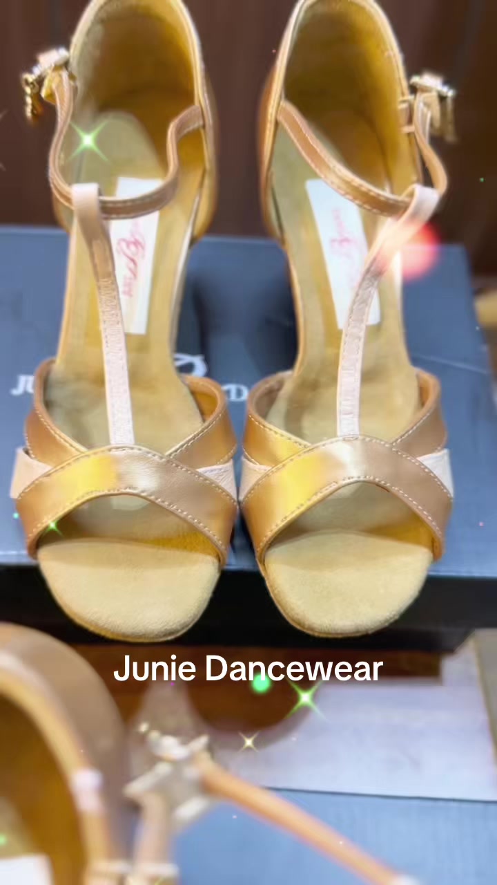@Junie Dancewear