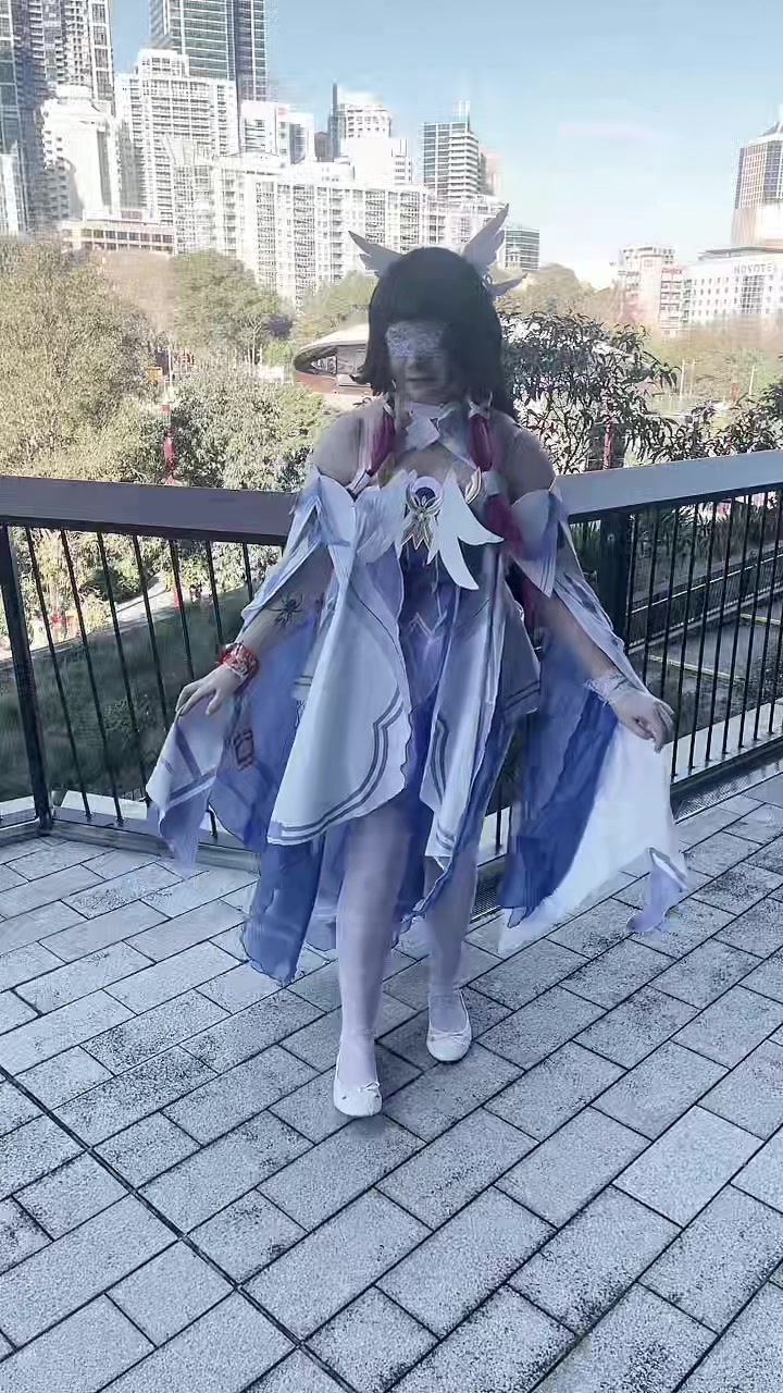 @lucy 🦇🪦🧟