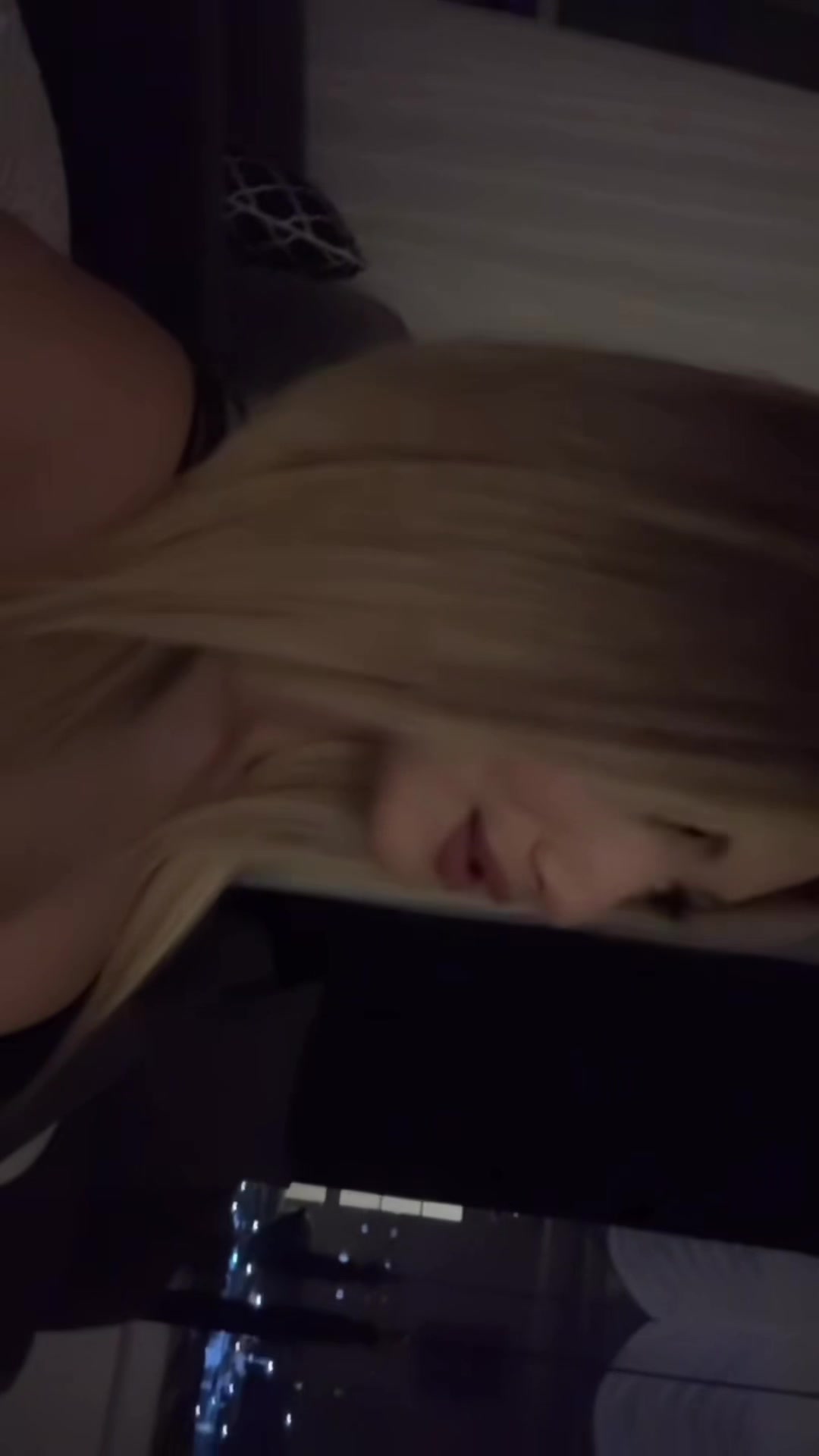 @EN