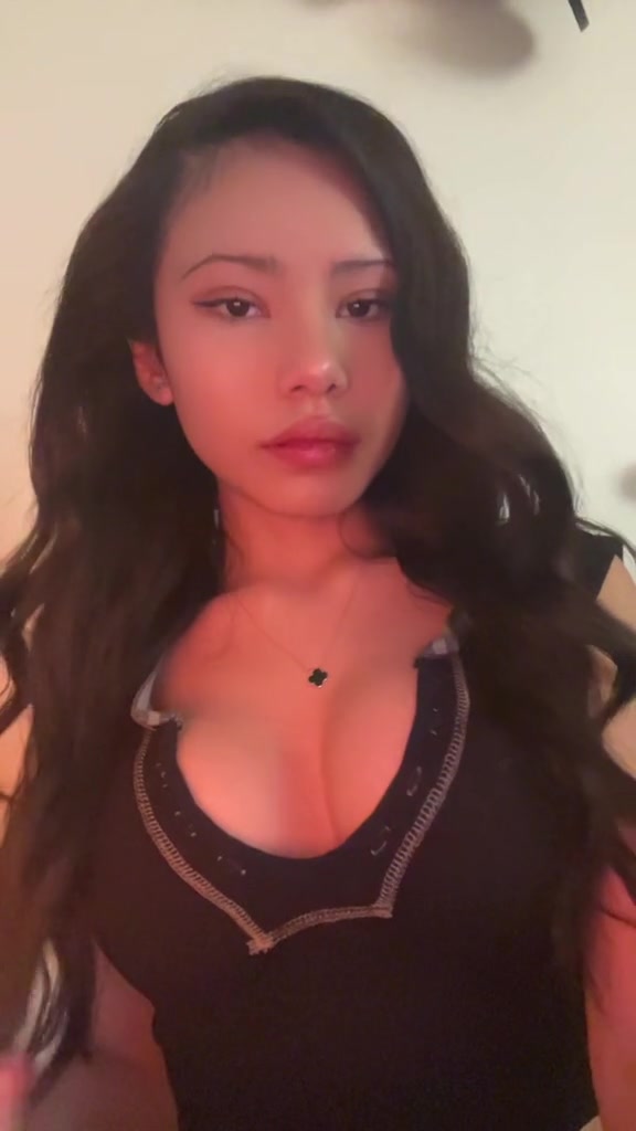 @~