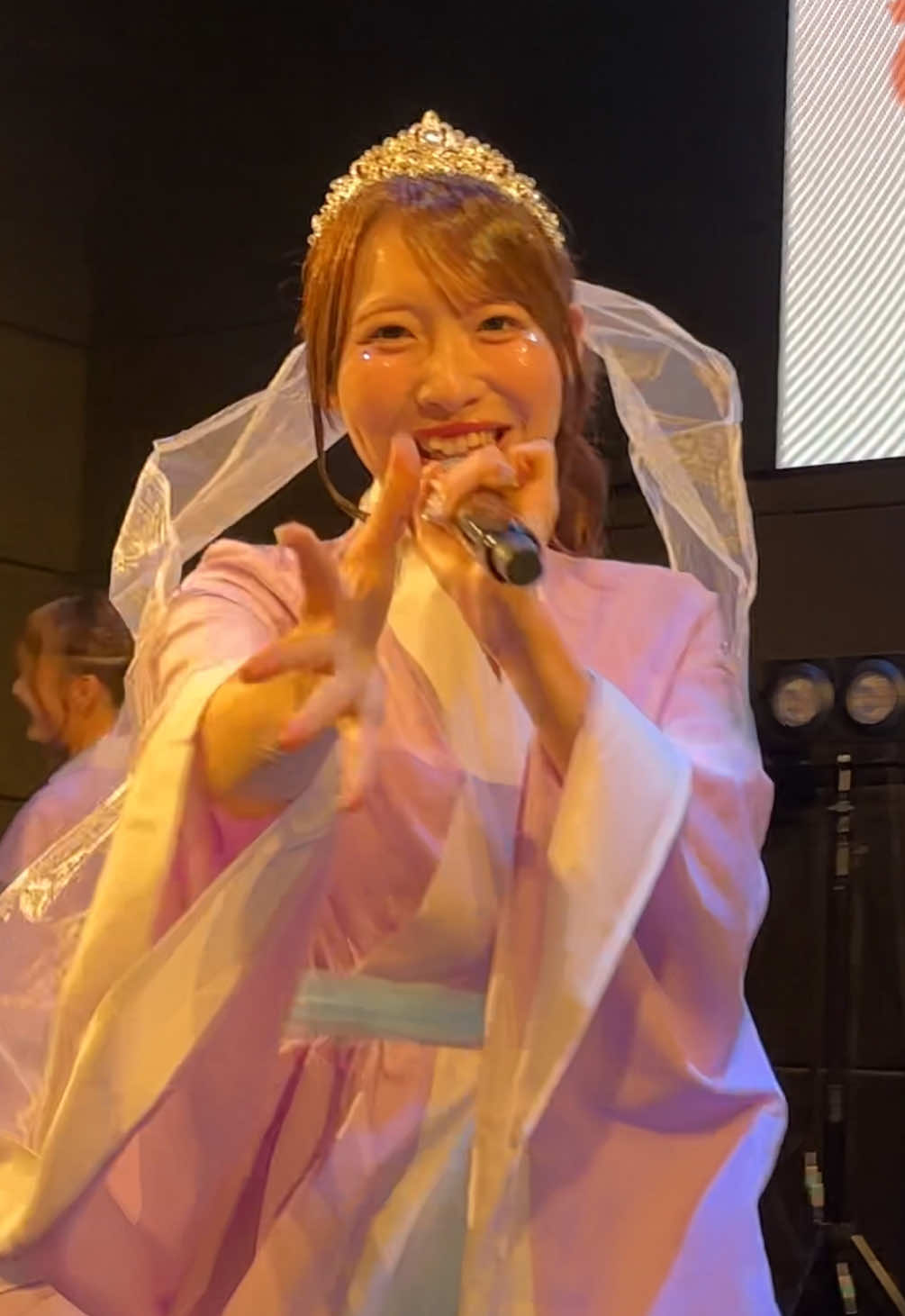 @ロイド
