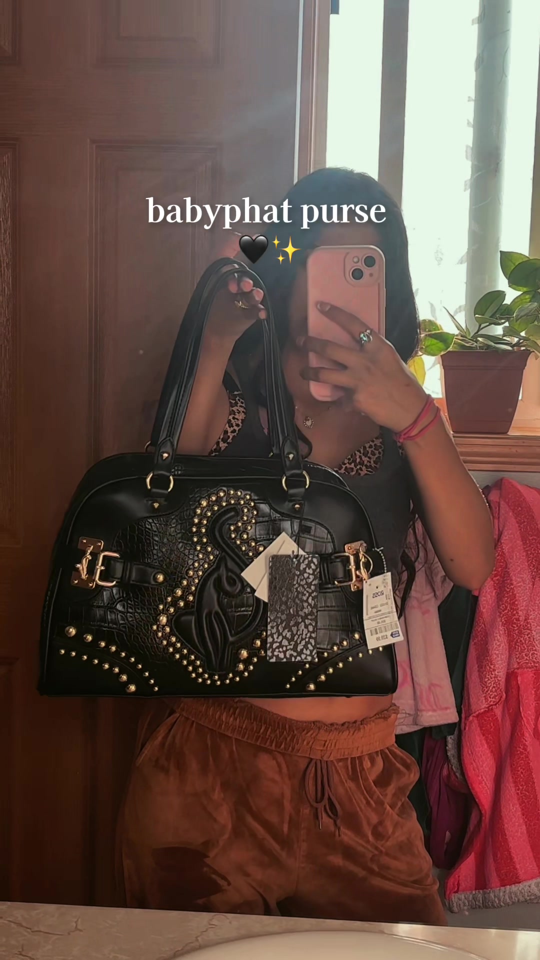 @𝓚𝓪𝓻𝓵𝓪 𝓜𝓲𝓬𝓱𝓮𝓵𝓵𝓮 🦋