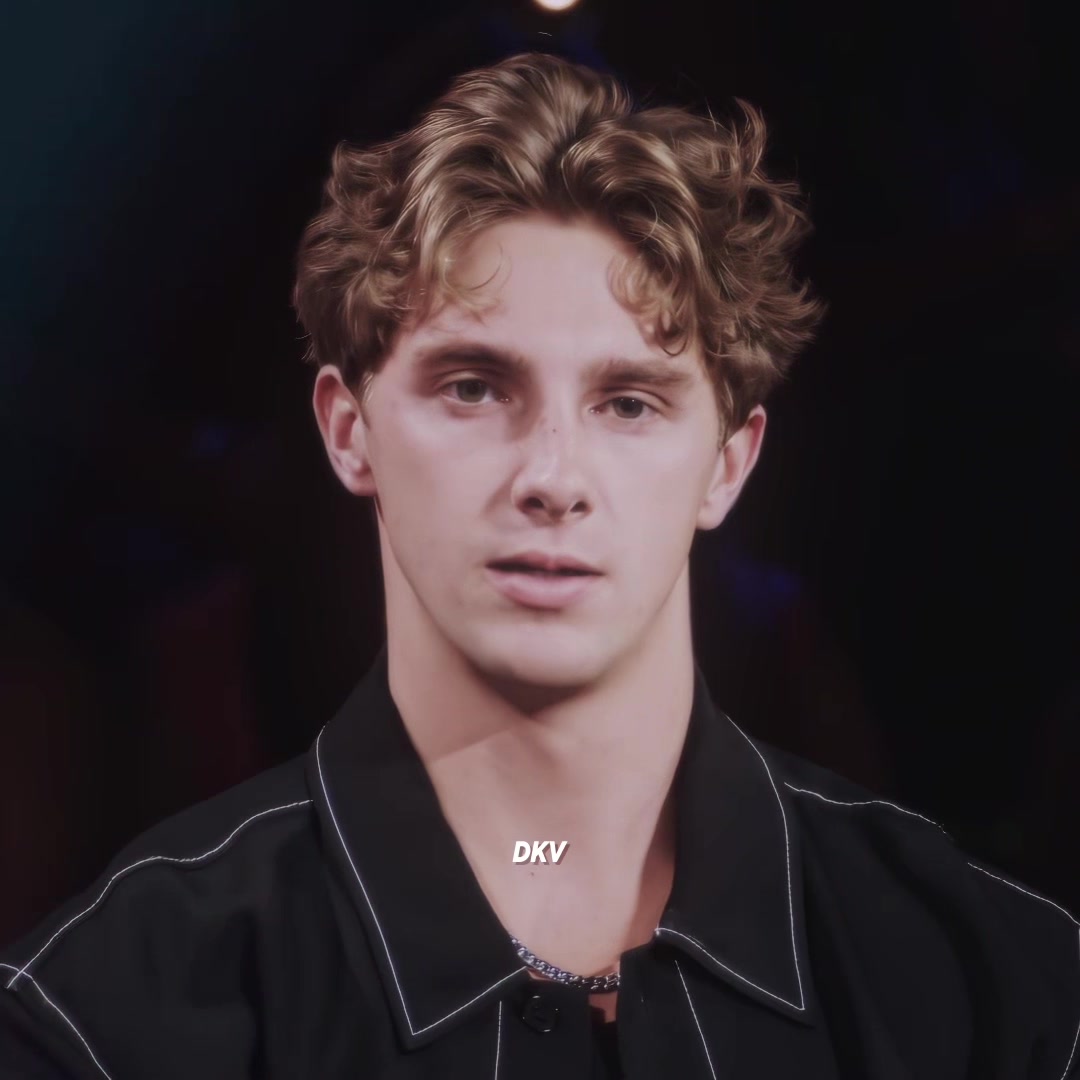 @Darkv1ny