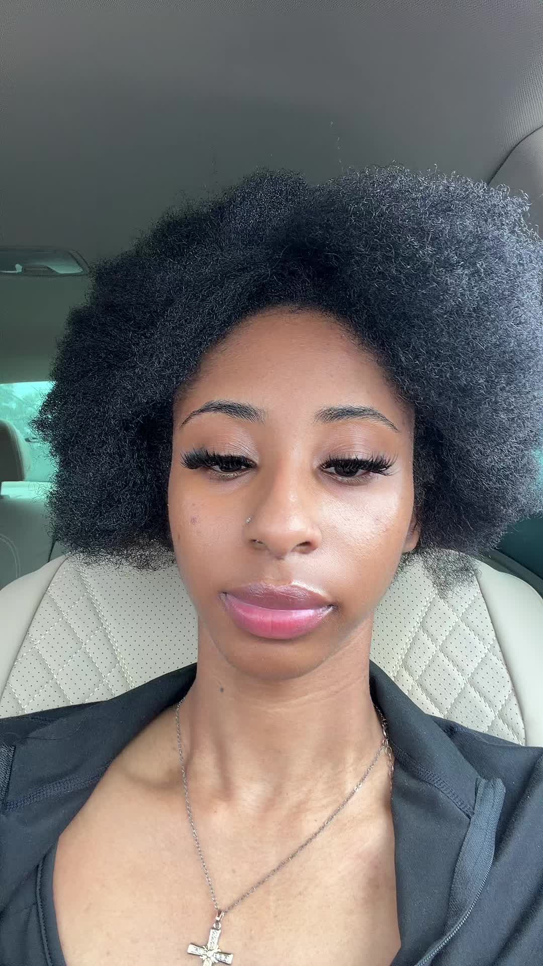 @jaisopetitee