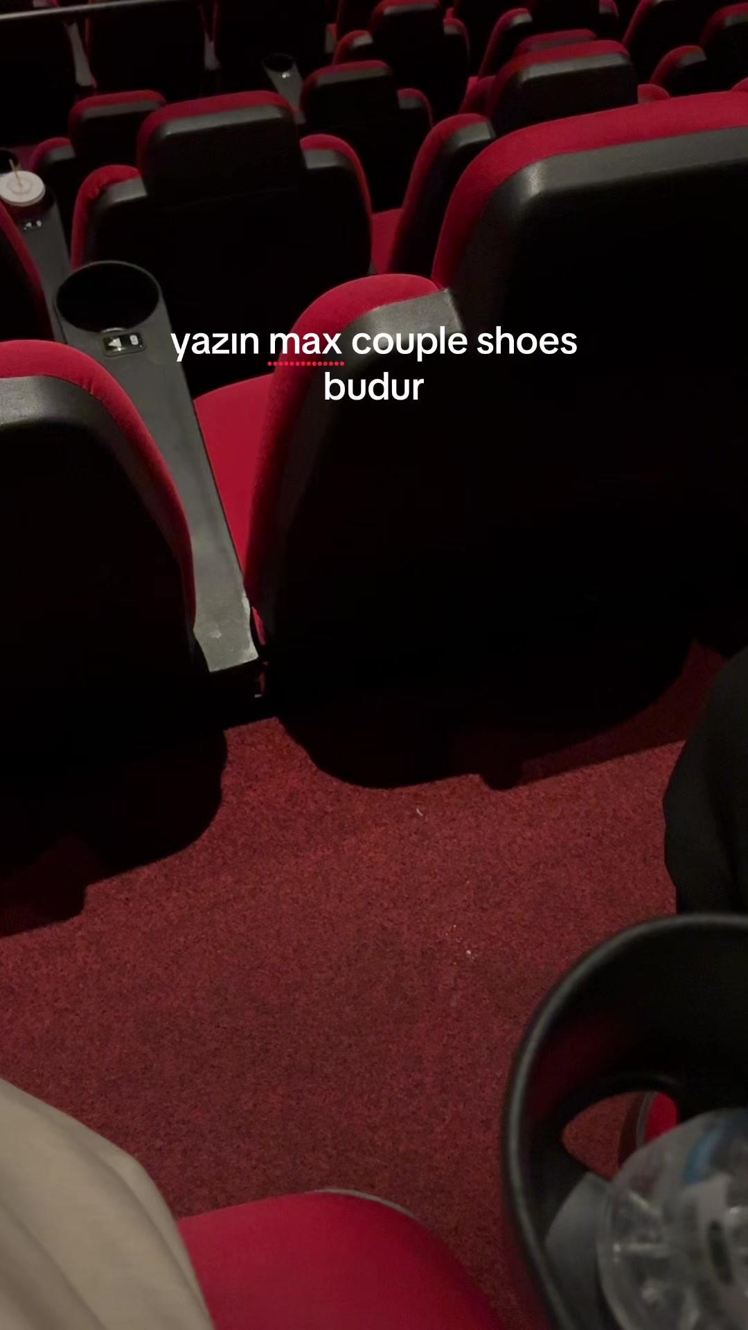 @B🪭