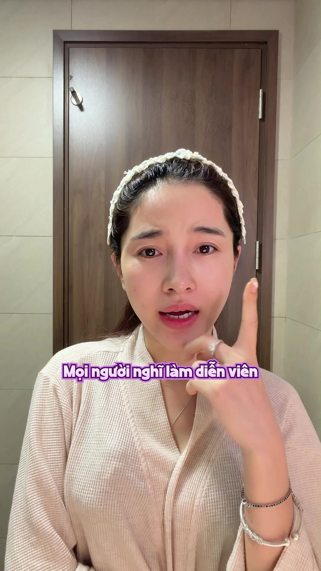 @Luna