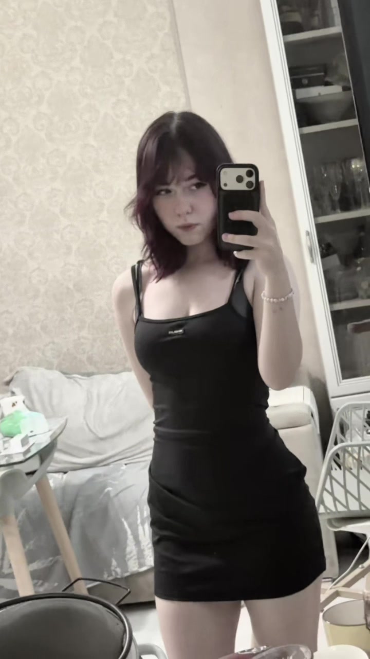 @v.lisa