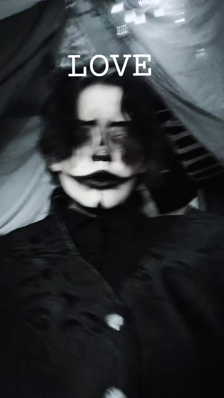 @UrFavGhoul