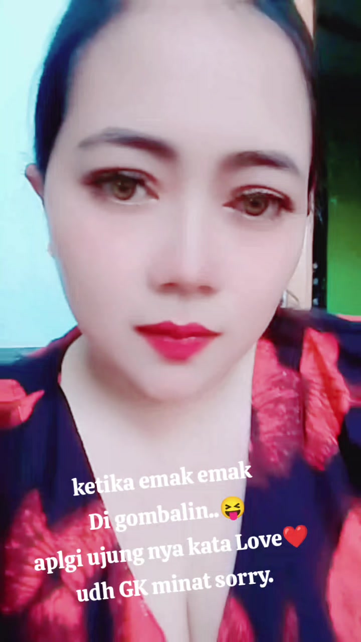 @Moms Ramarizi/Nenklucia