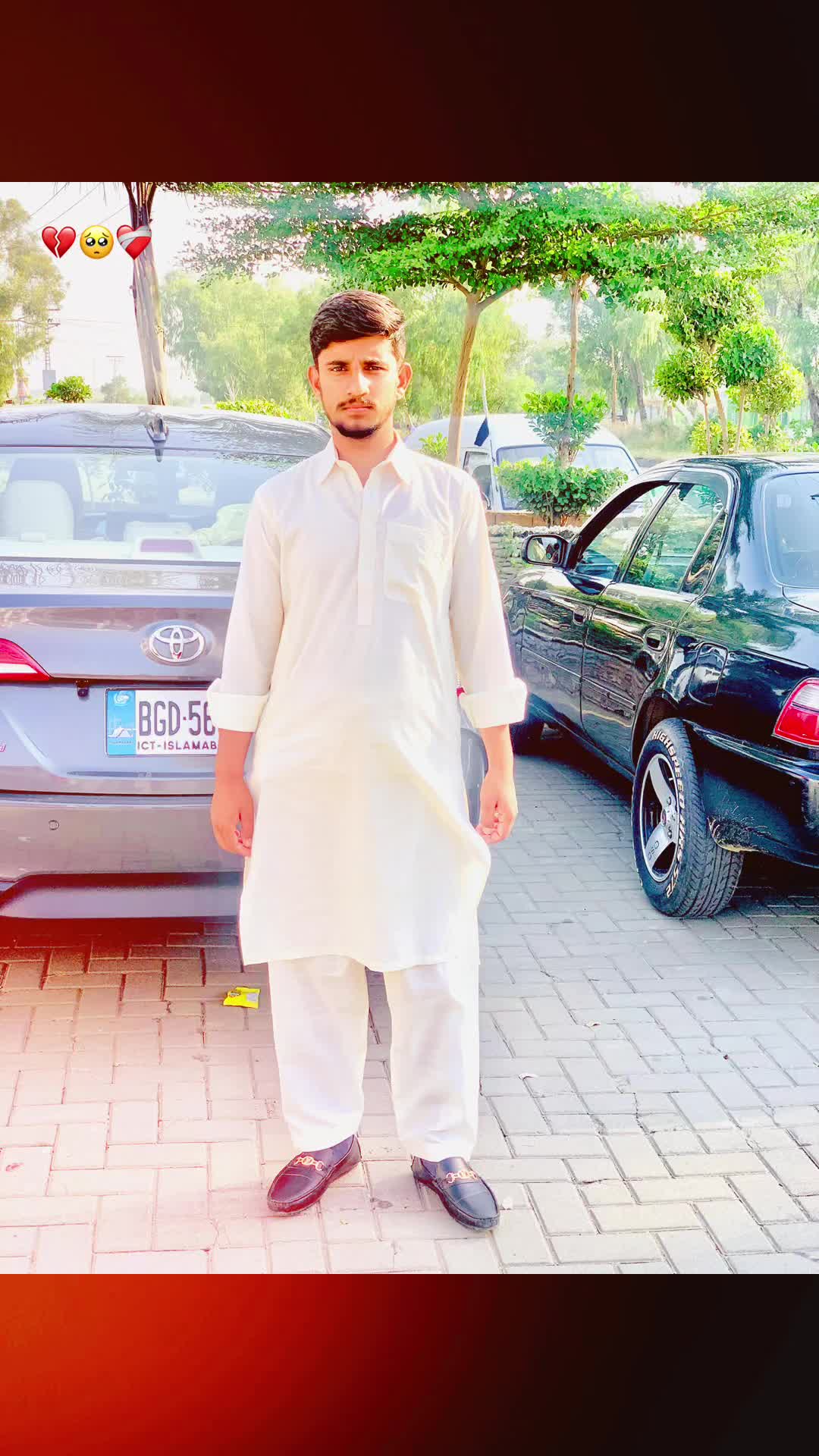 @🍁راجہ حيدر🫀