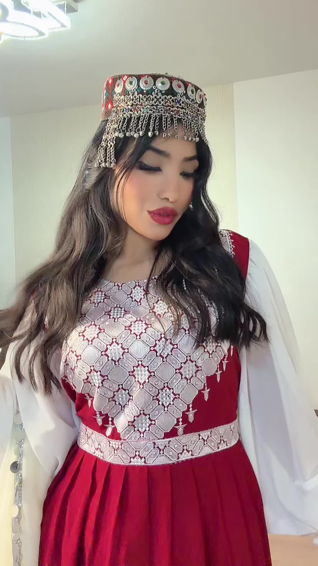 @r.zohi