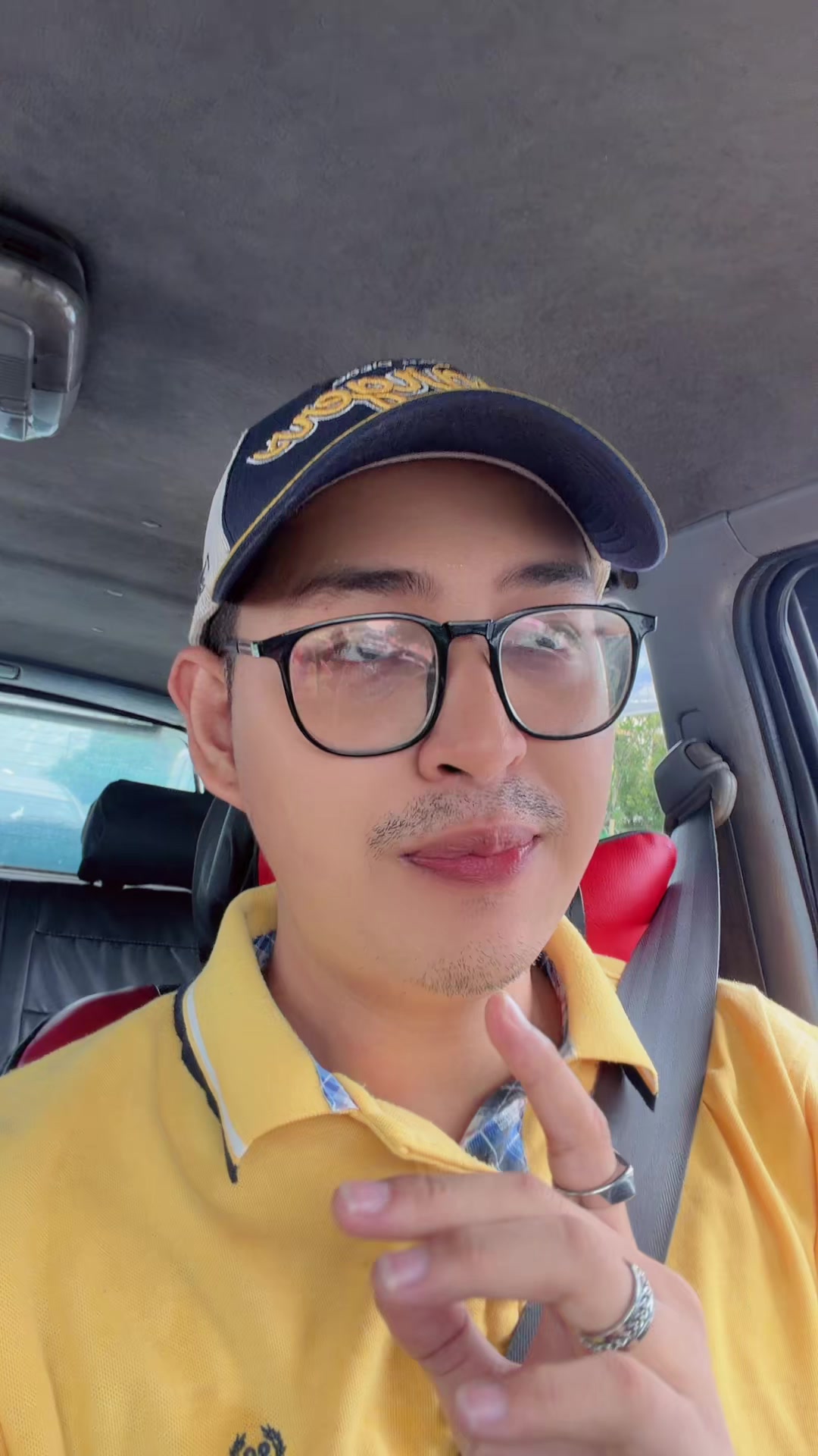 @Phyo Han Kyaw Kyáw