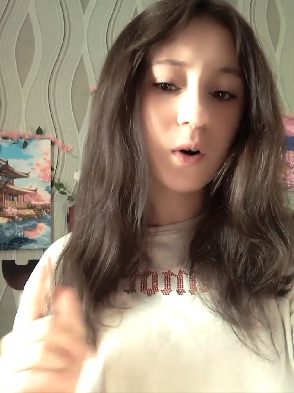@YlliaMoon