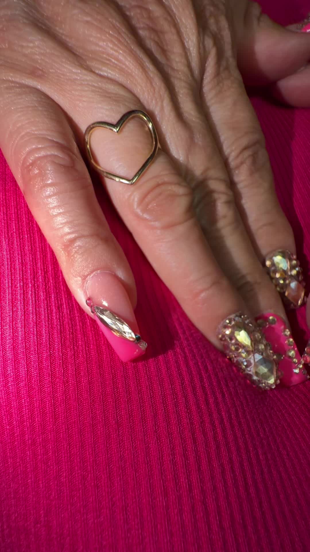 @lauritabarcenasolis
