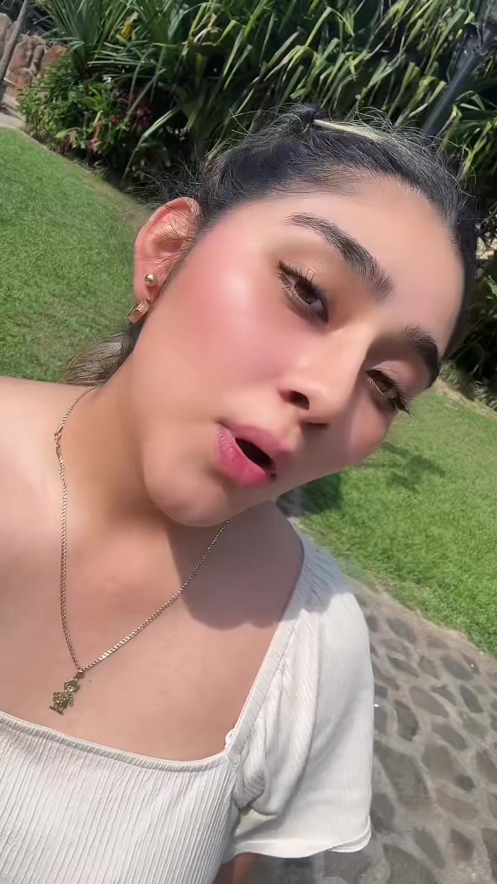 @Amairani’s