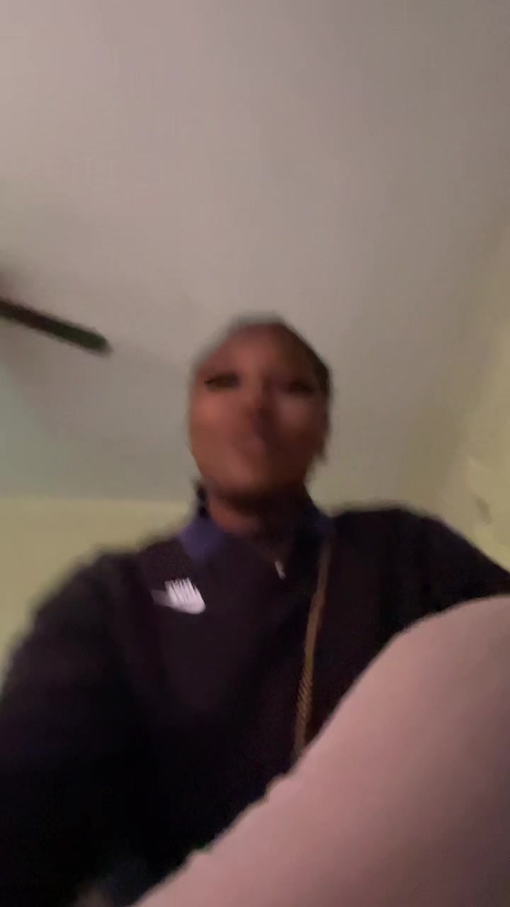 @😌