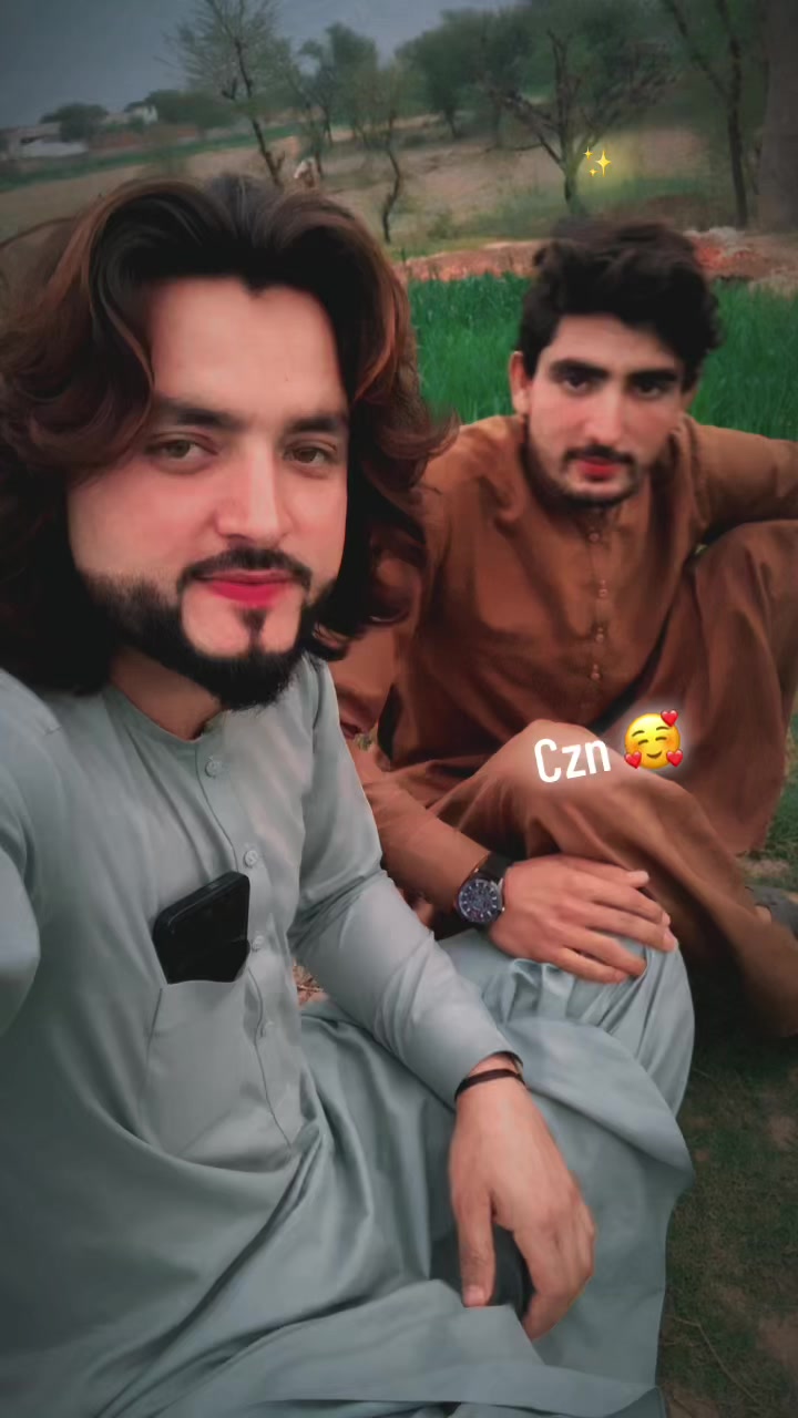 @✨👑 PEsHaWaR VeeR 👑✨