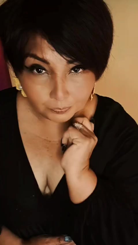 @Janessa CTorres💯 TU LATINA 💥
