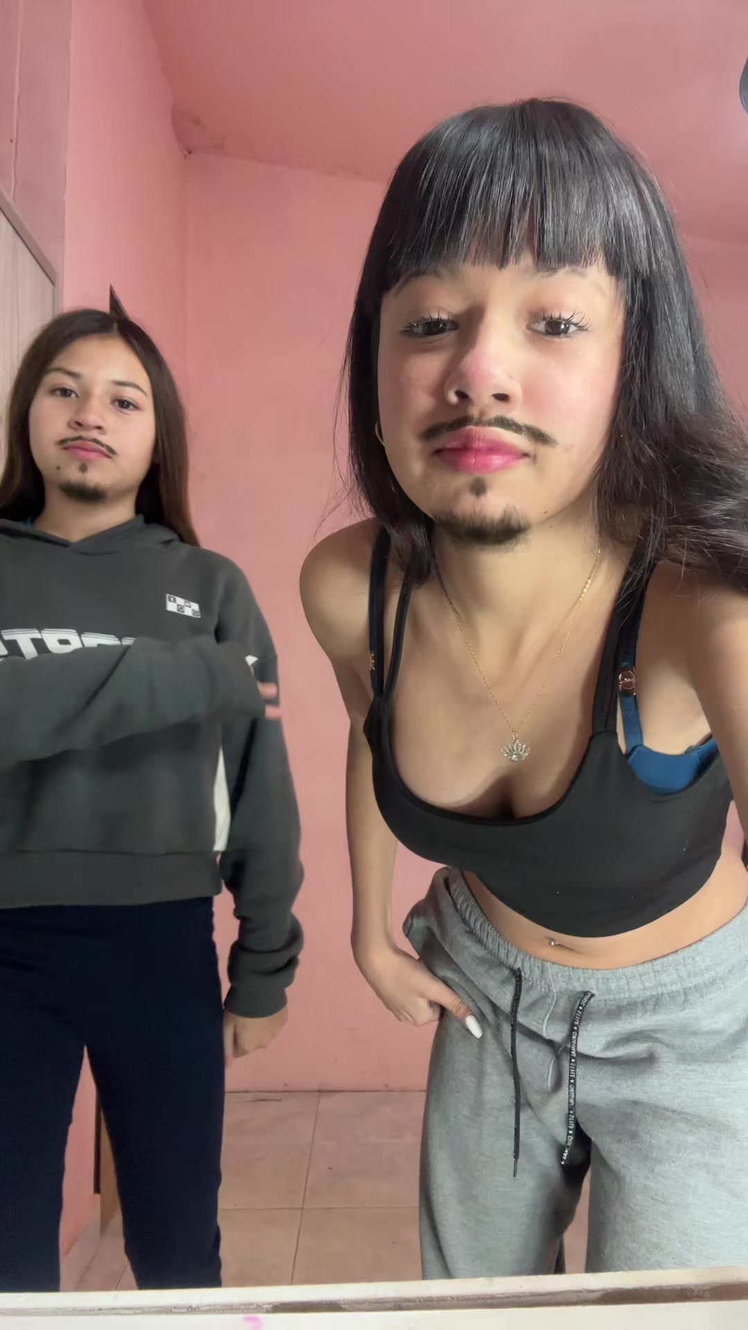 @miaanicolaa2