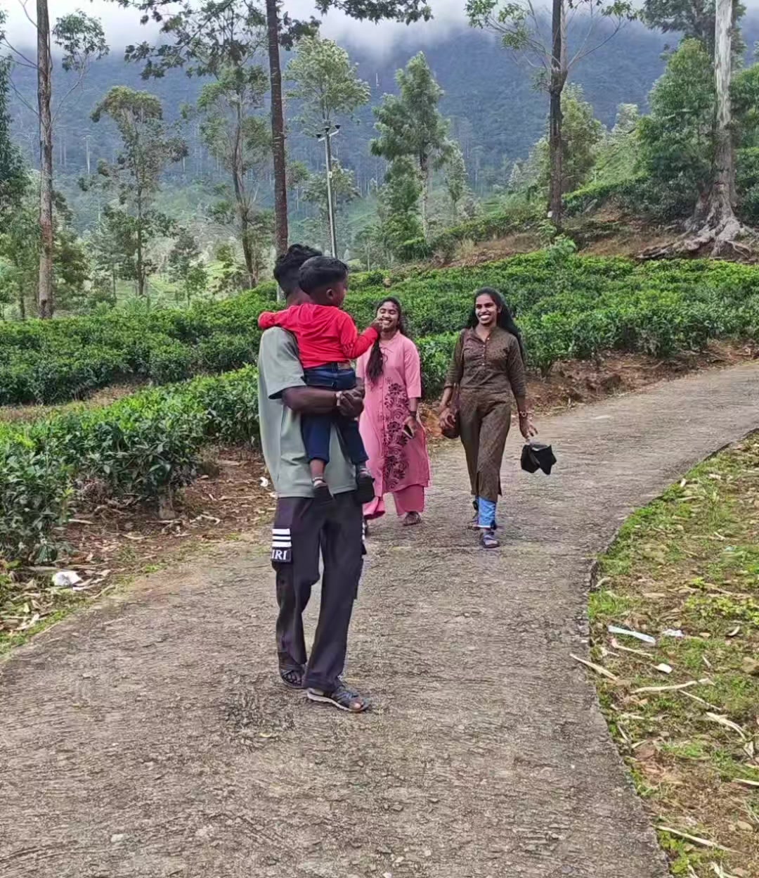 @Mano 👀👀Natural LoveR 🇱🇰