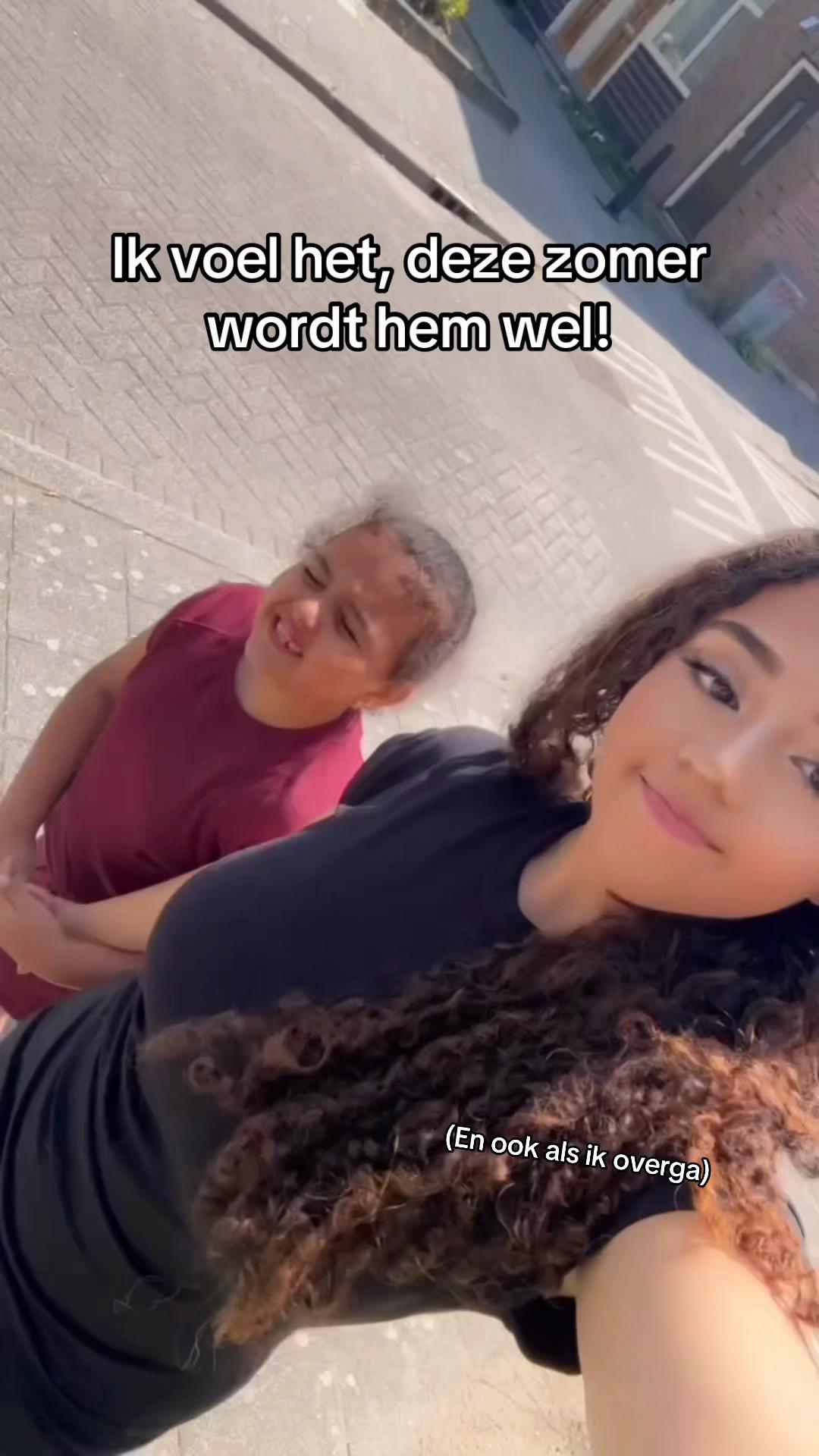 @لارا