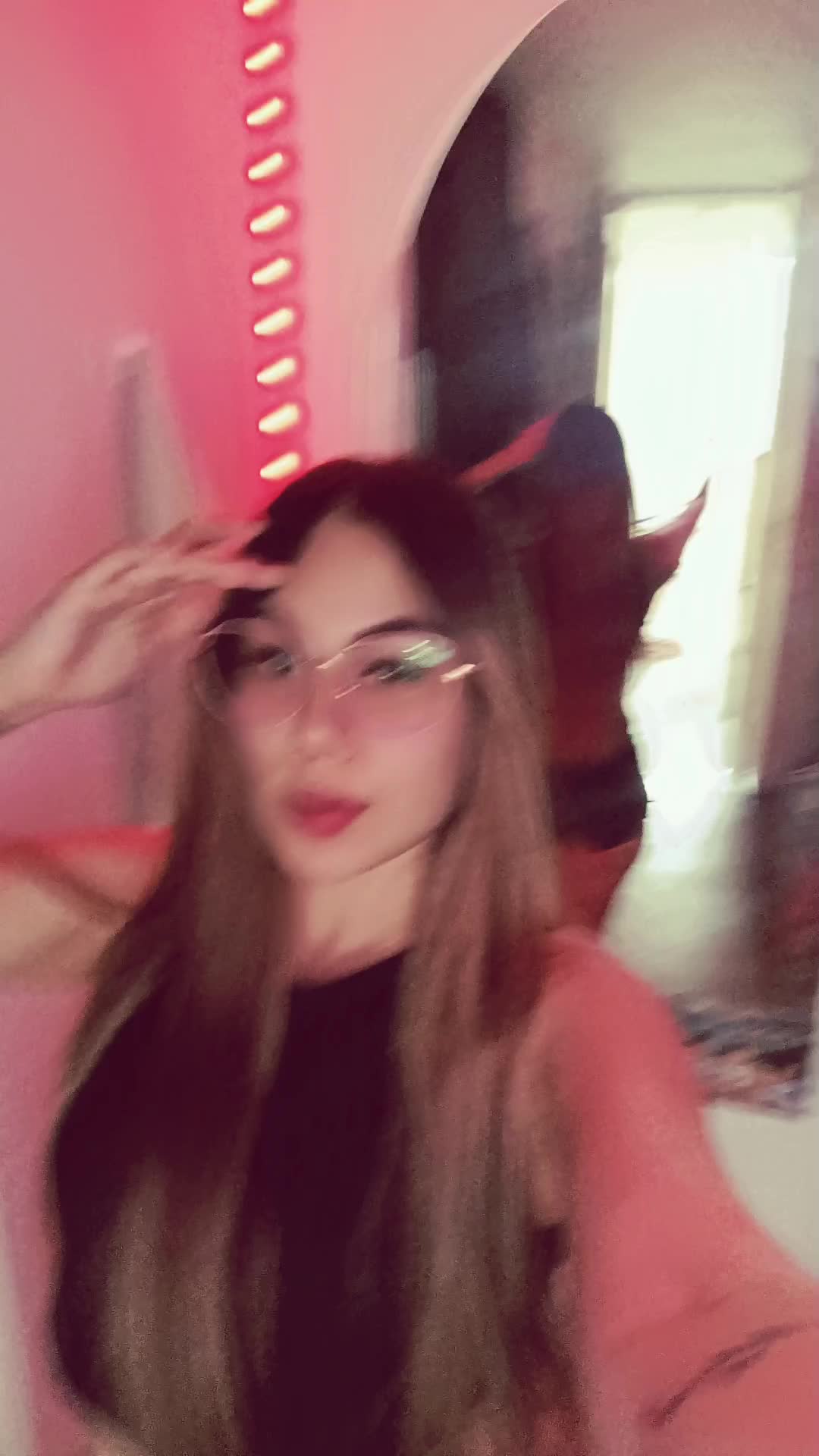@𝑻𝒂𝒕𝒊🌸