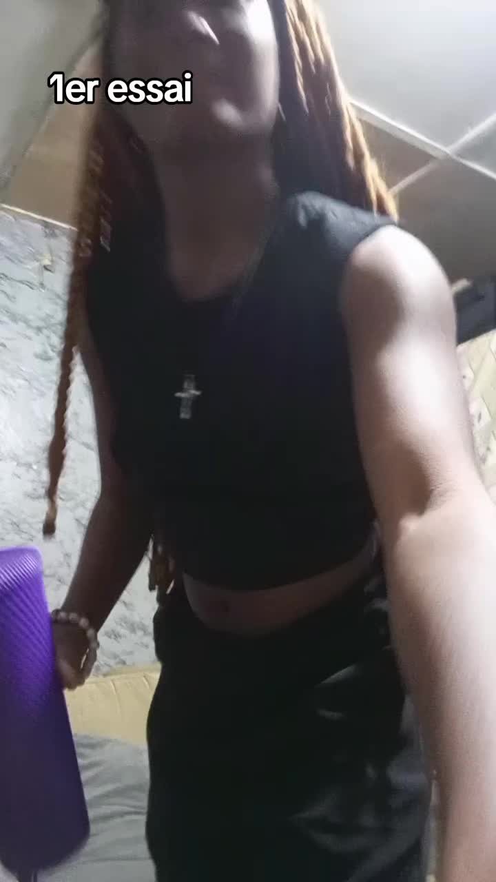@Tchaniss.spam4
