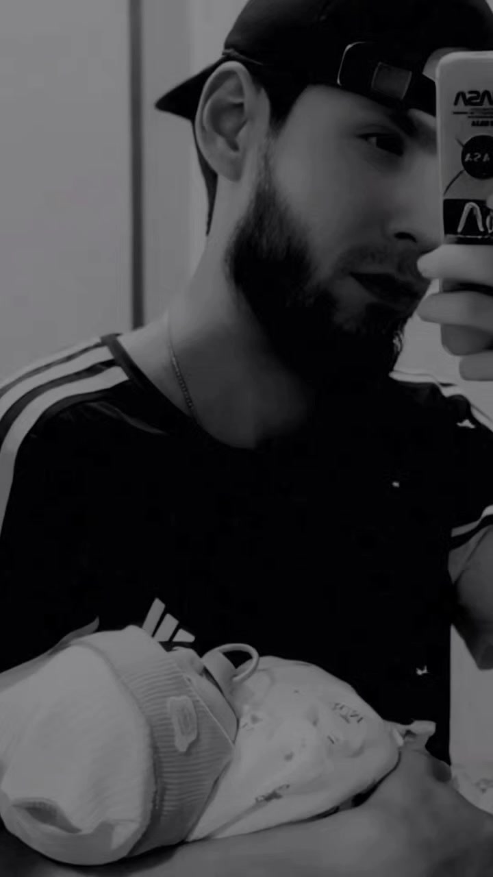@akhi_makhmud