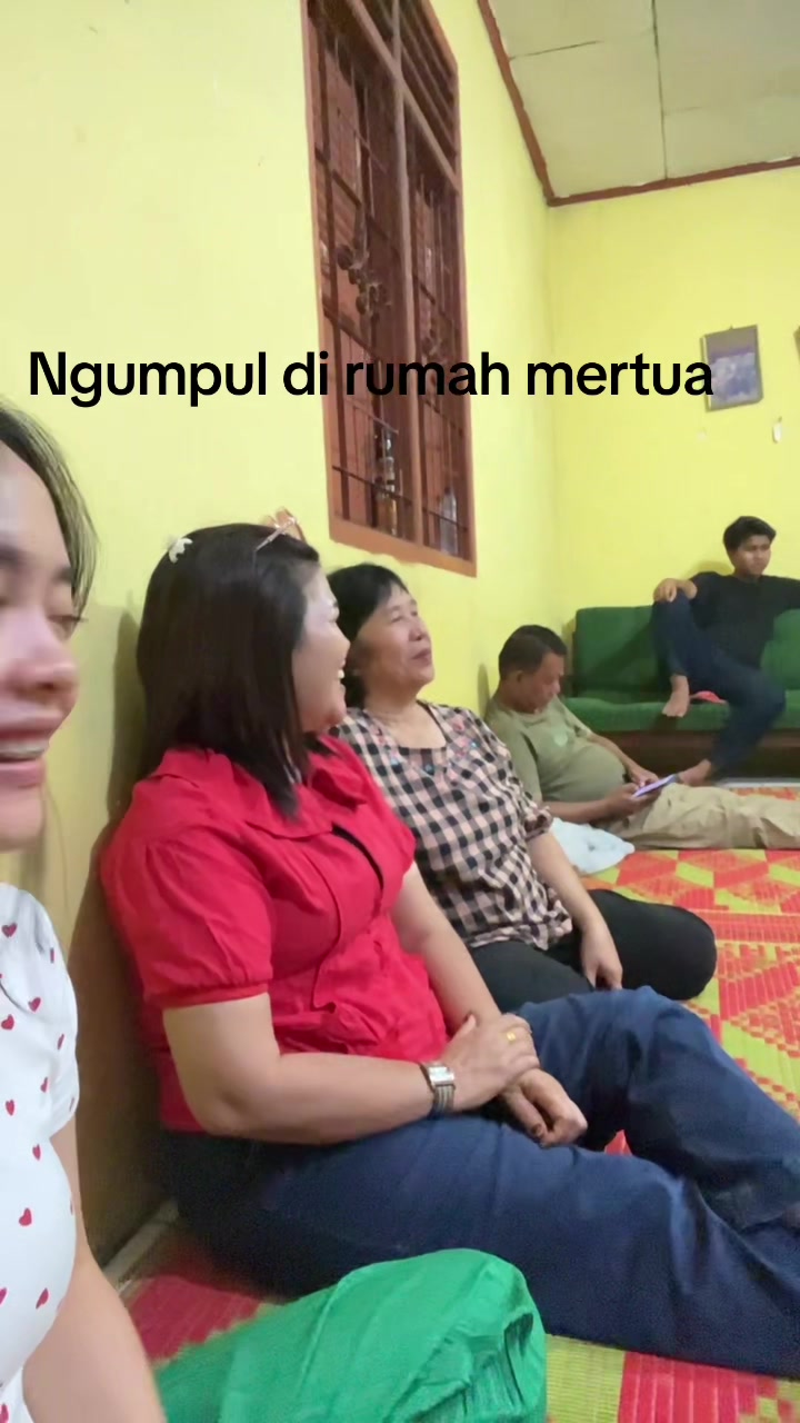 @Etti Br Manullang4rkebaya