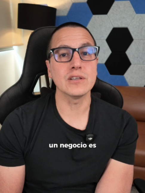 @Germán Meneses | Negocios ☕️