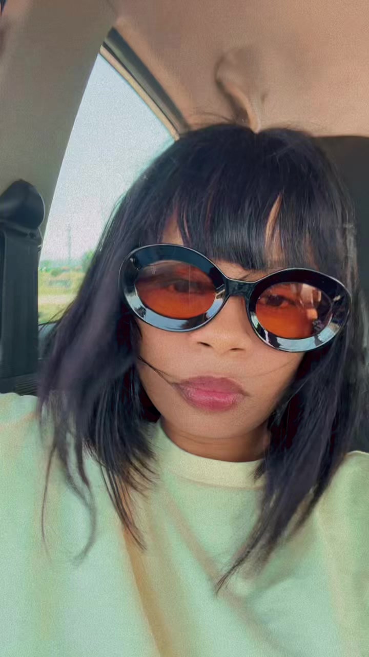 @Miss_Dee