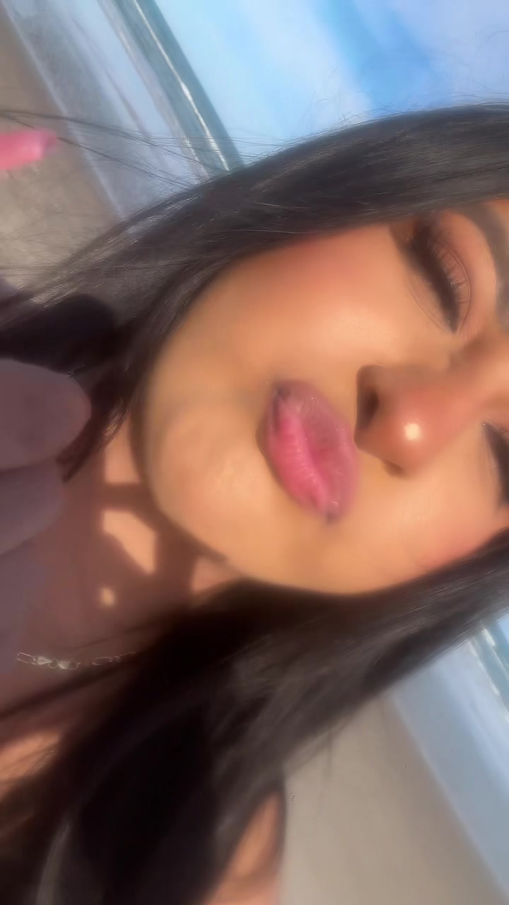@Ana Karen