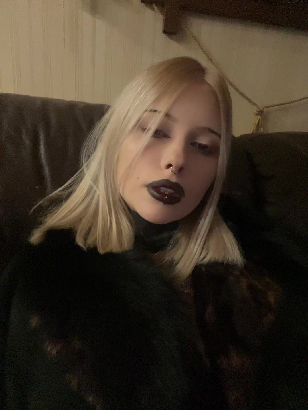 @Тгк: буба нападает🧝♀️