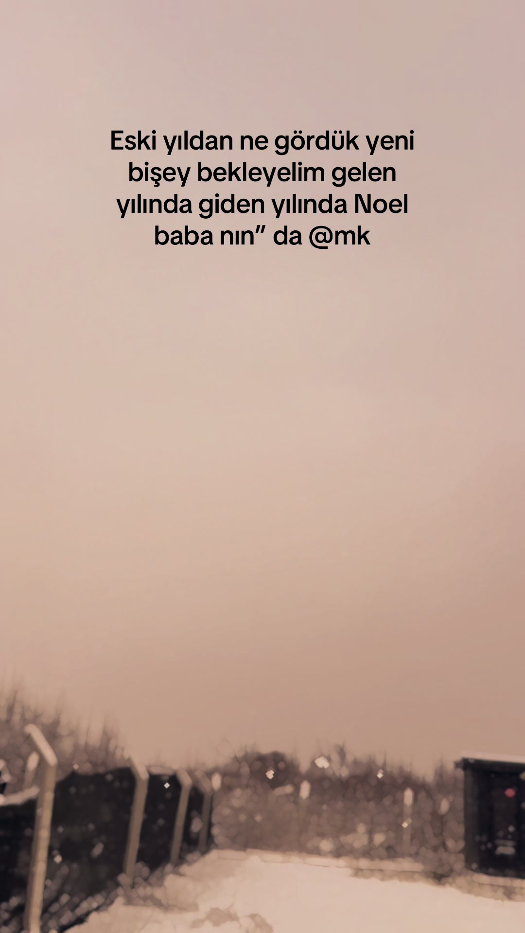 @🦅