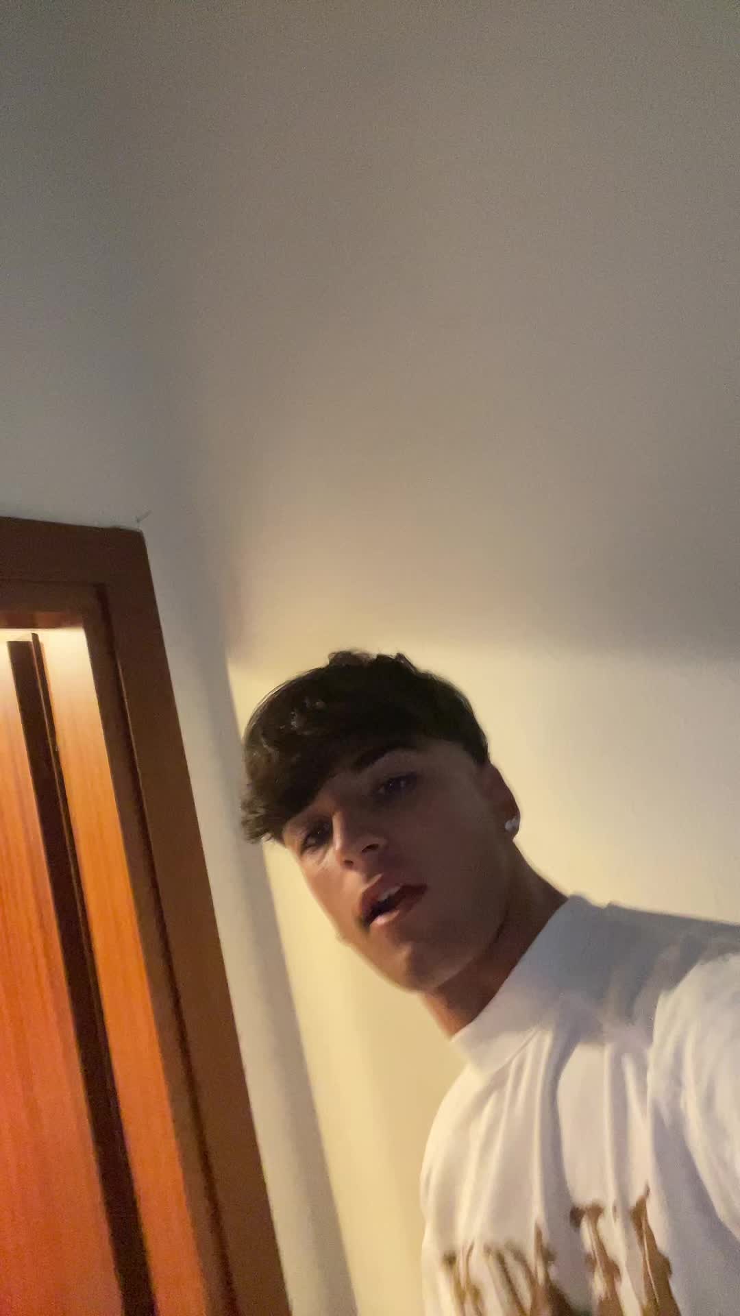 @Angelo🏴