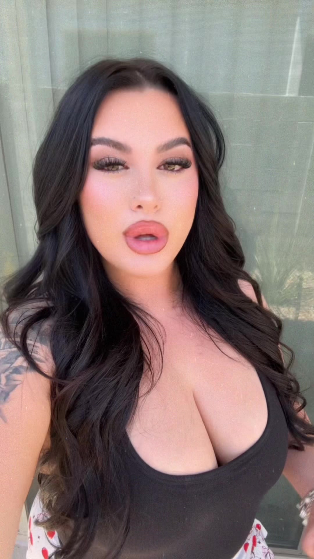 @Holly Olivarez