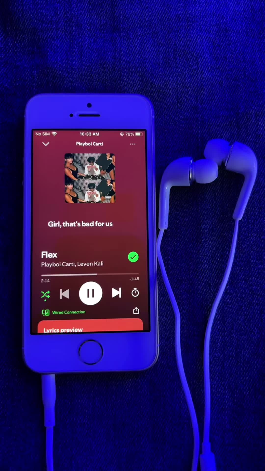 @𖣂