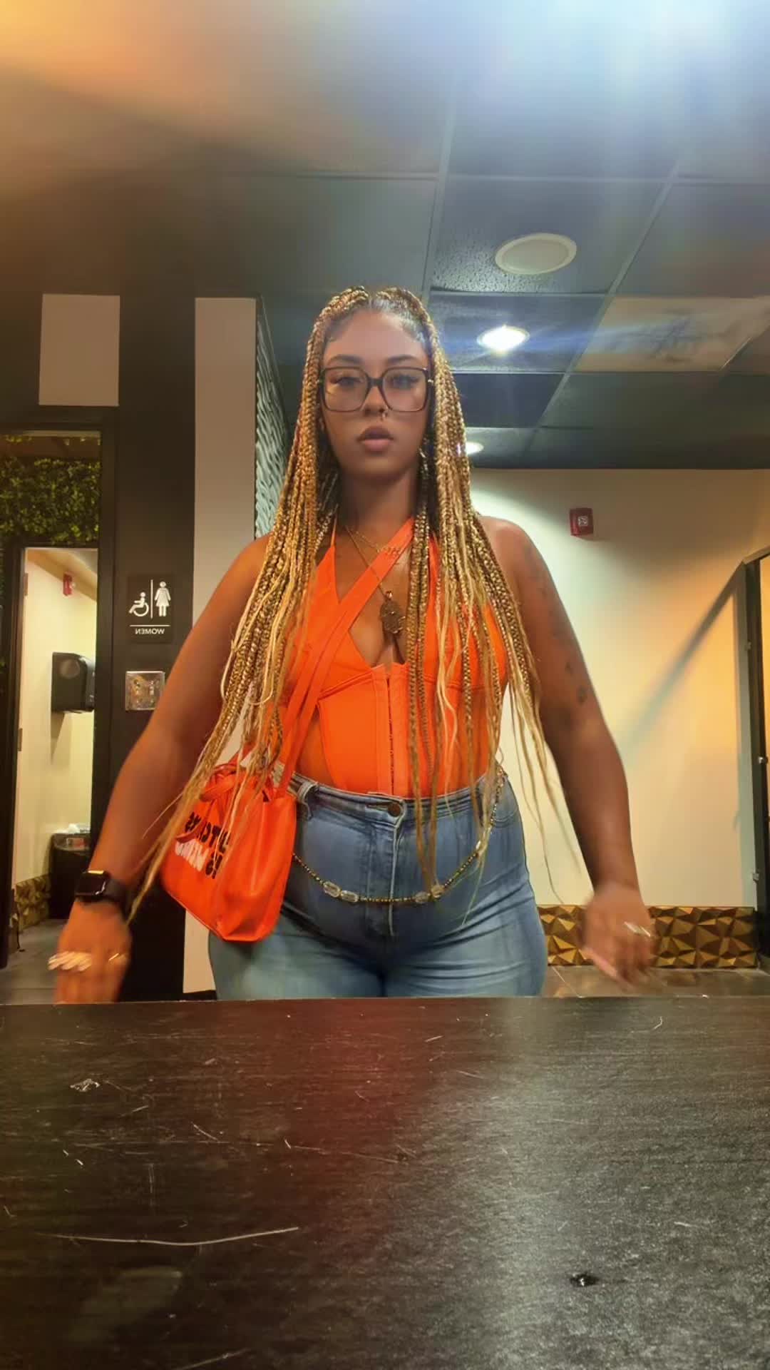 @_RedtheMUA