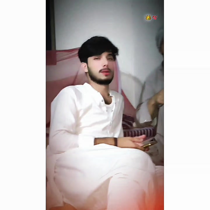 @𝑨𝒔𝒉✨