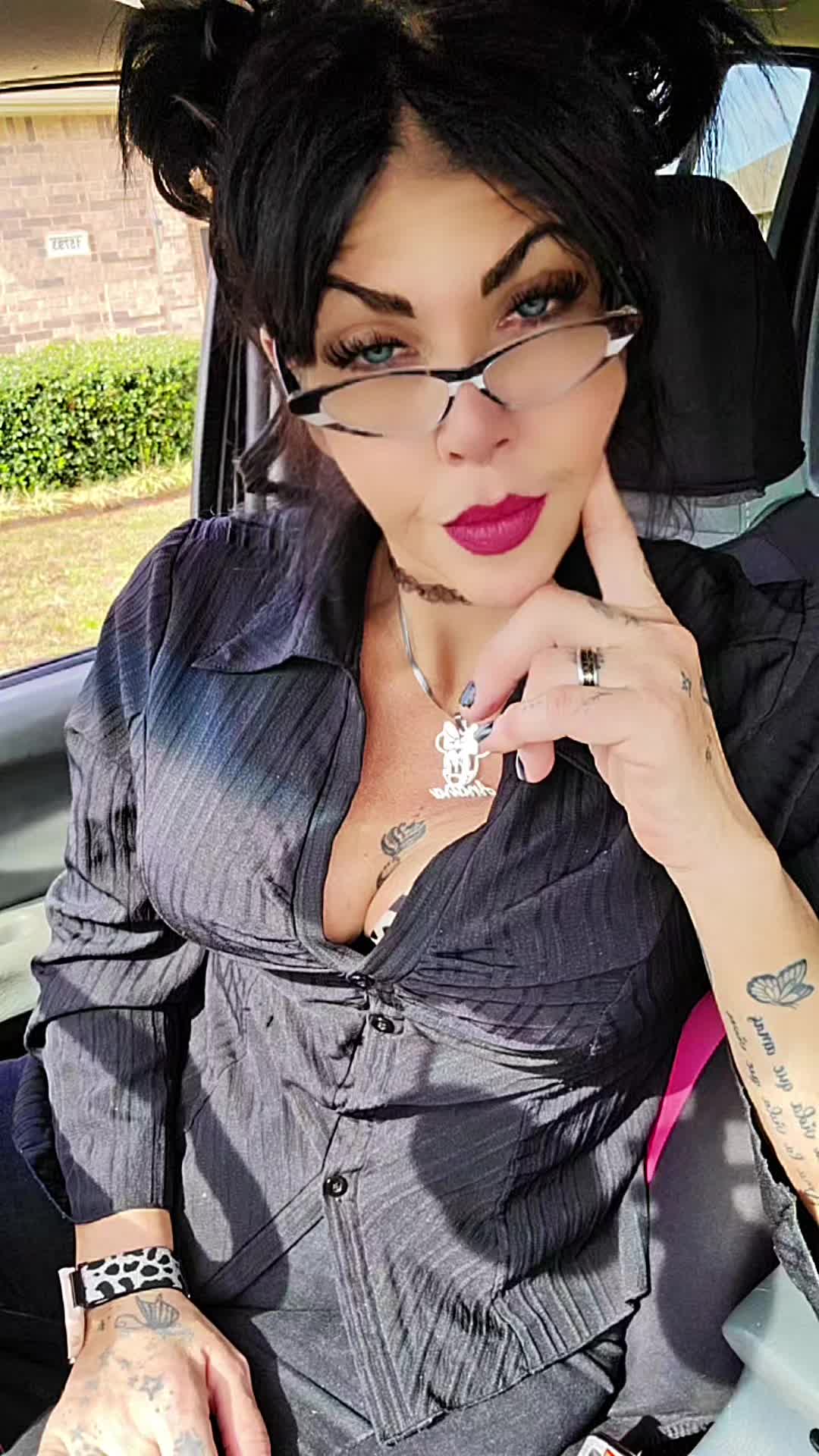@Curvy Goddess