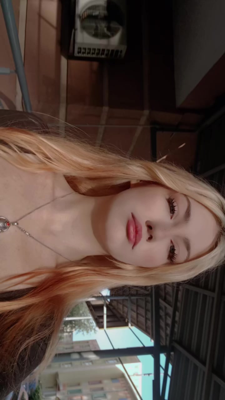 @adelina