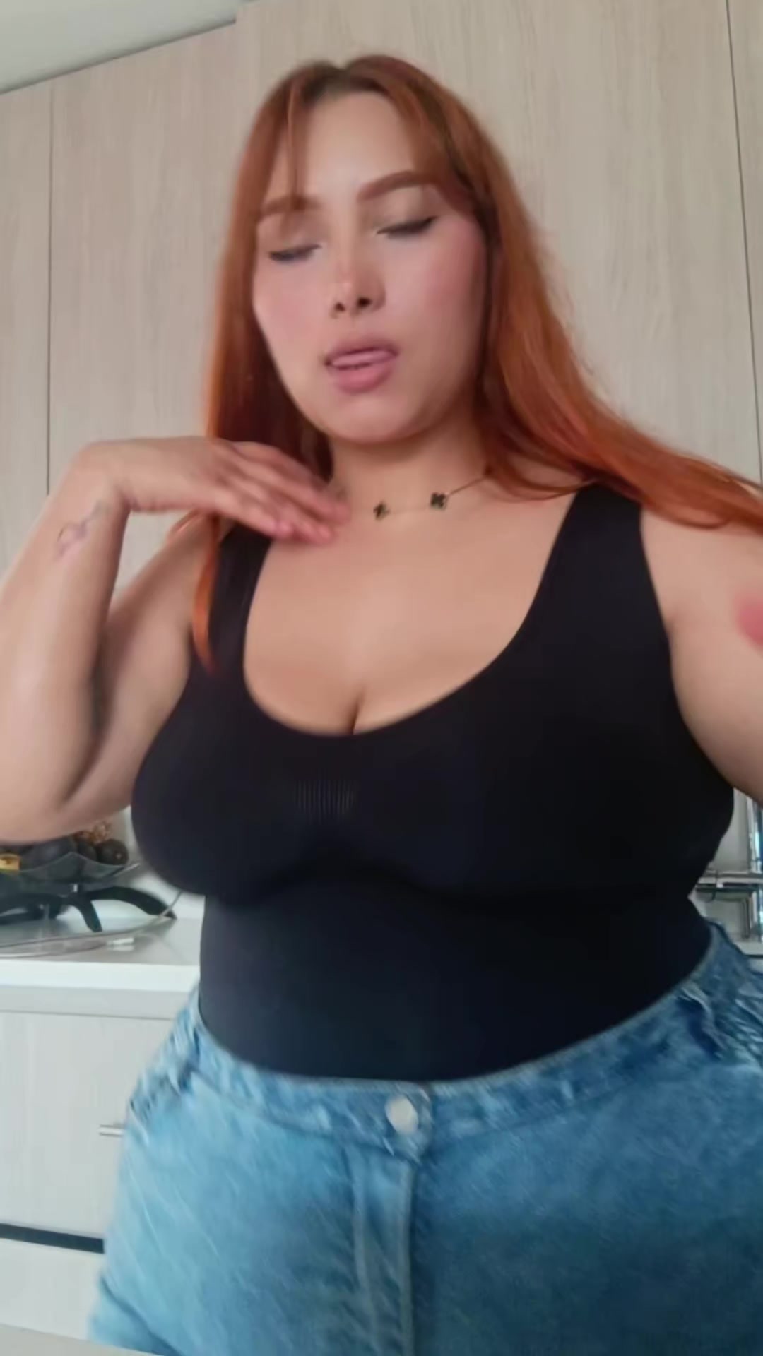 @Yennifer López