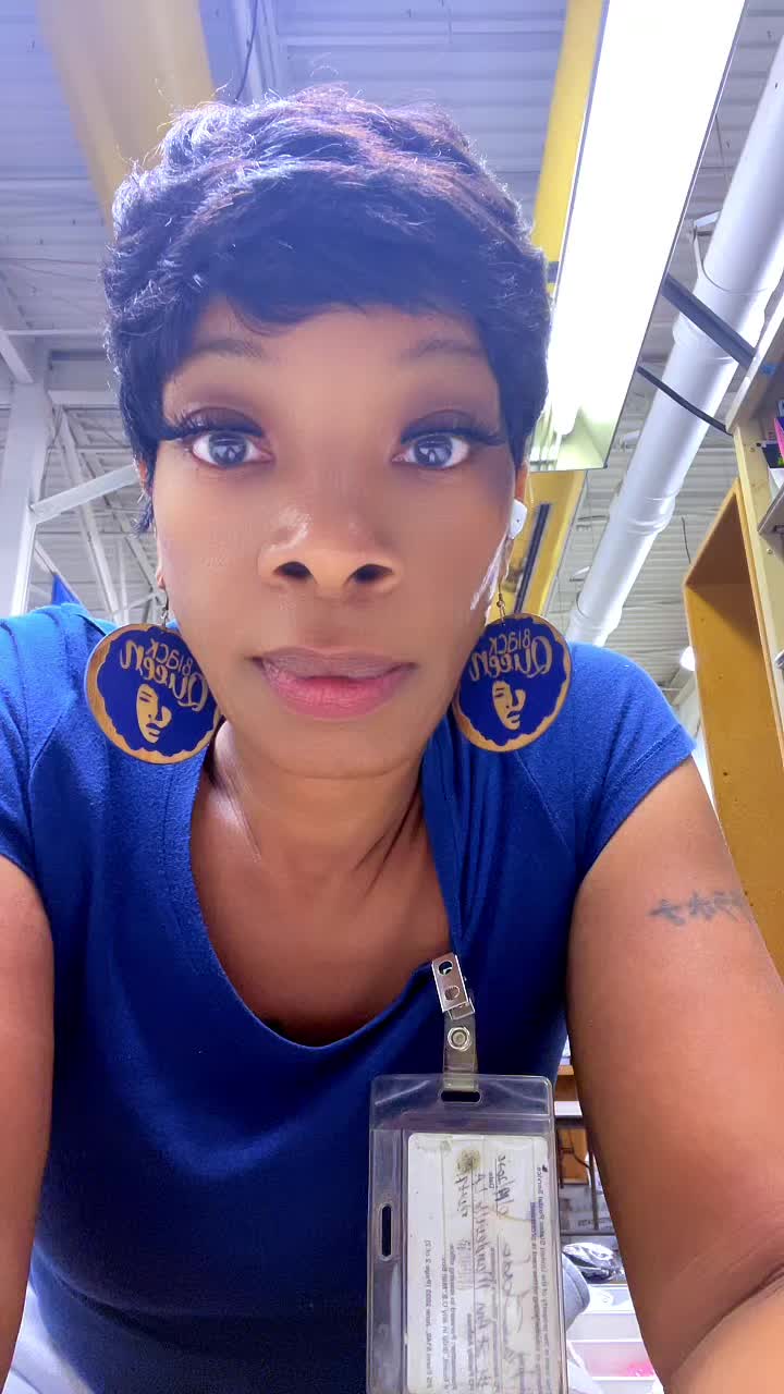 @QueenLawne
